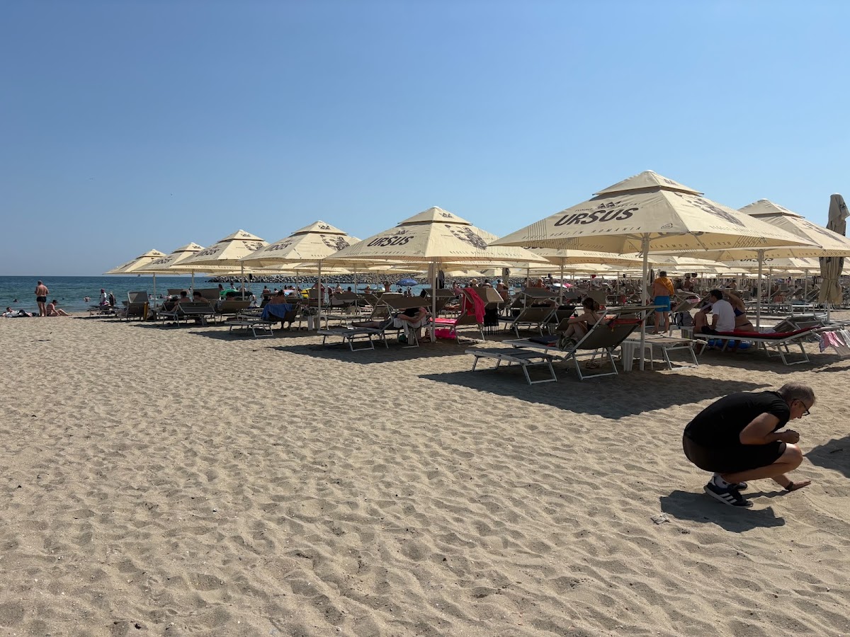 Fotografie de Anchor Beach Plaja Modern