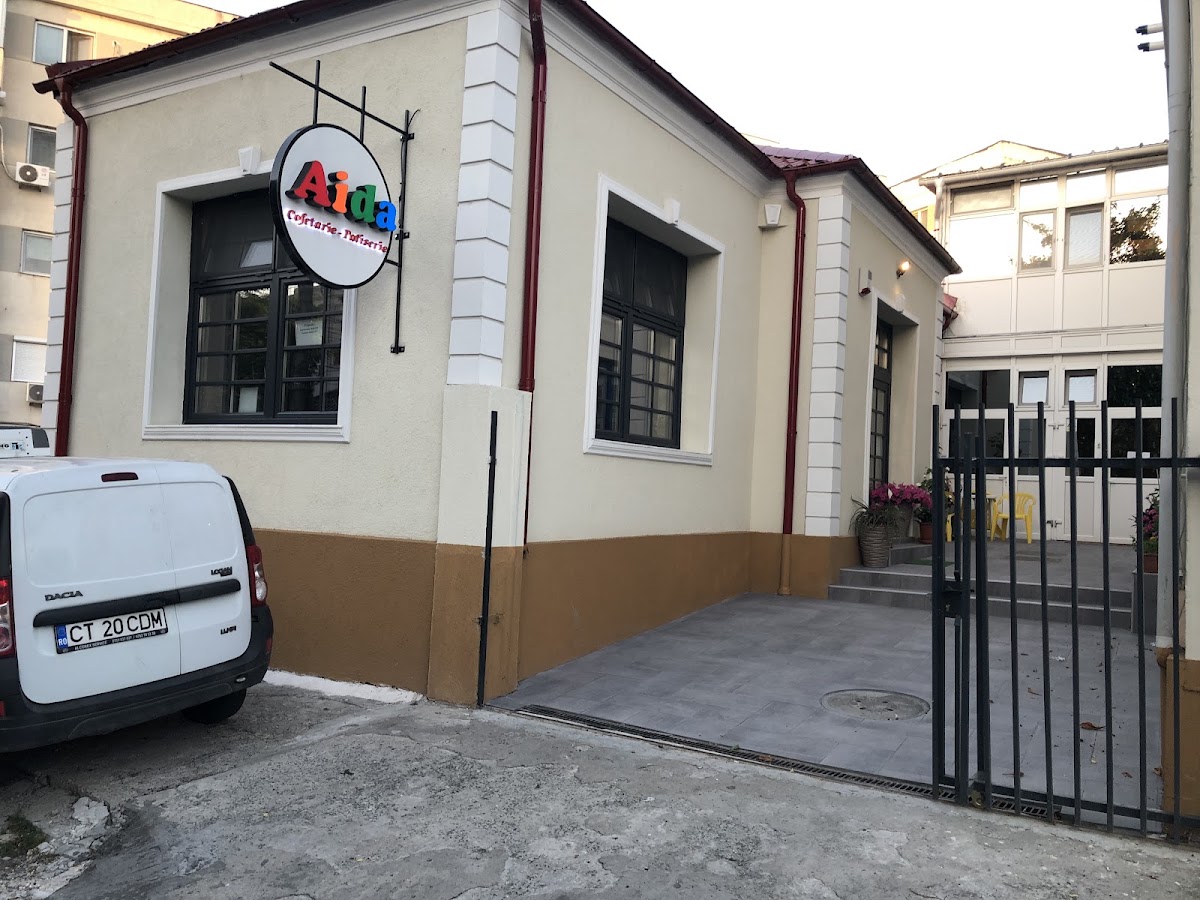 Foto von Cofetaria Aida