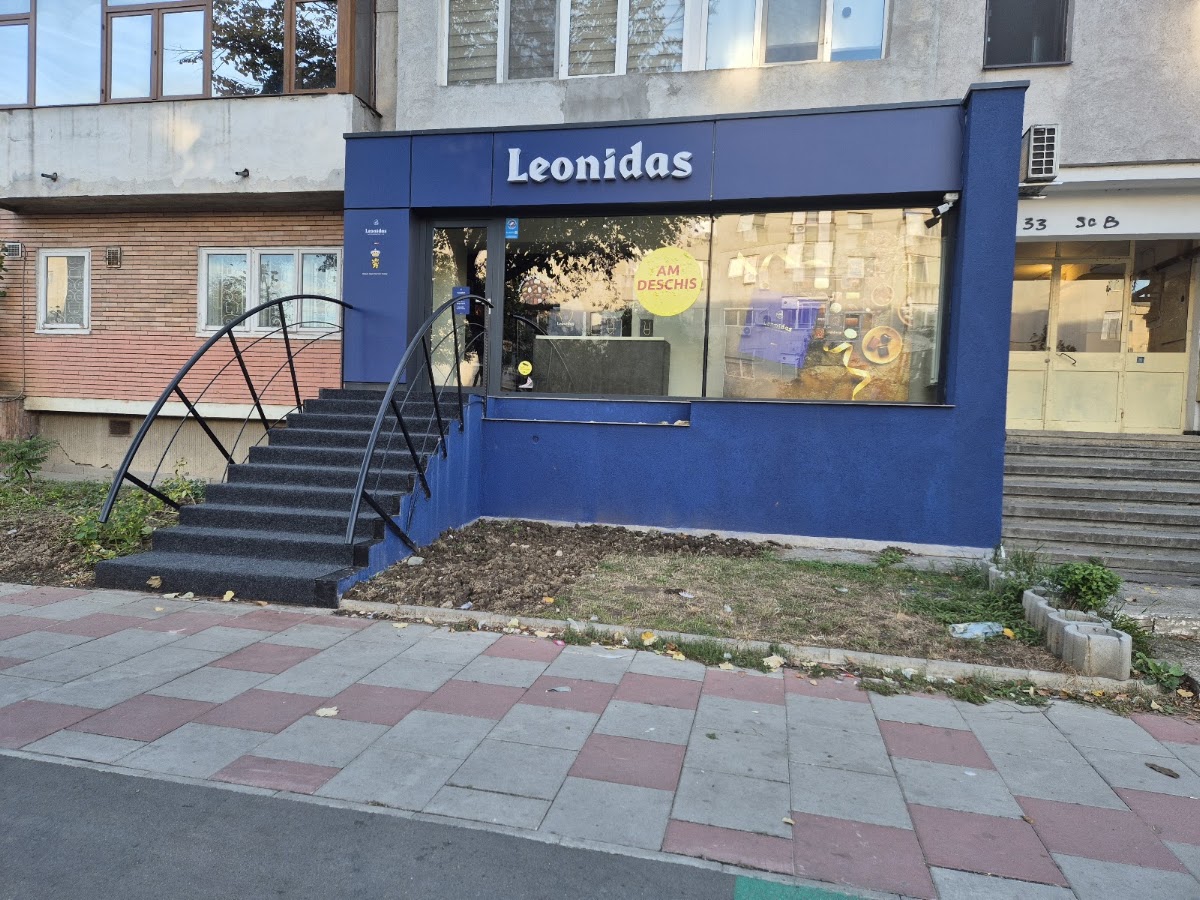 Fotografie de LEONIDAS CONSTANTA-LAPUSNEANU