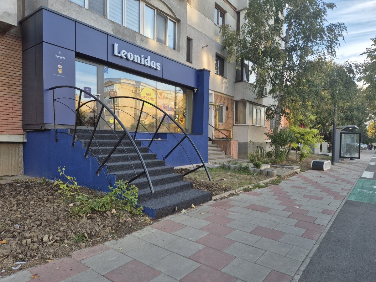 Fotografie de LEONIDAS CONSTANTA-LAPUSNEANU