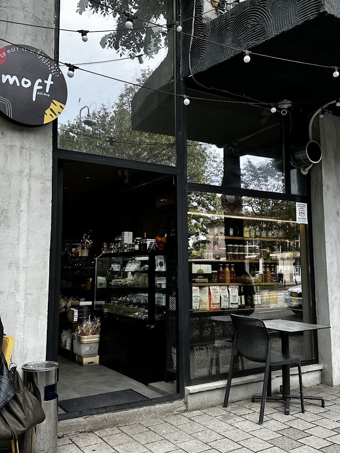 Foto von MOFT Delishop Tomis