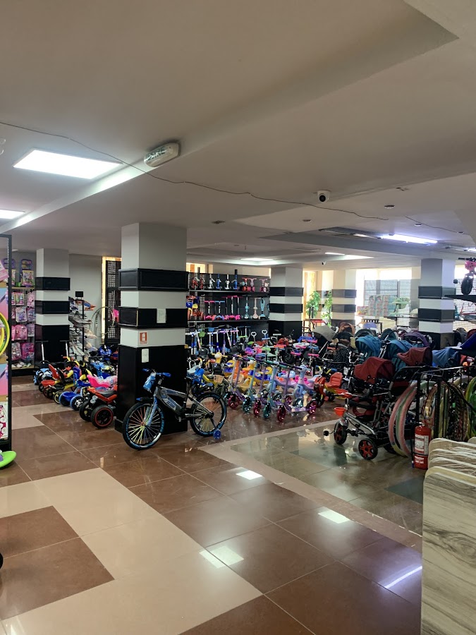 Photo de YOMU - Universal Shop