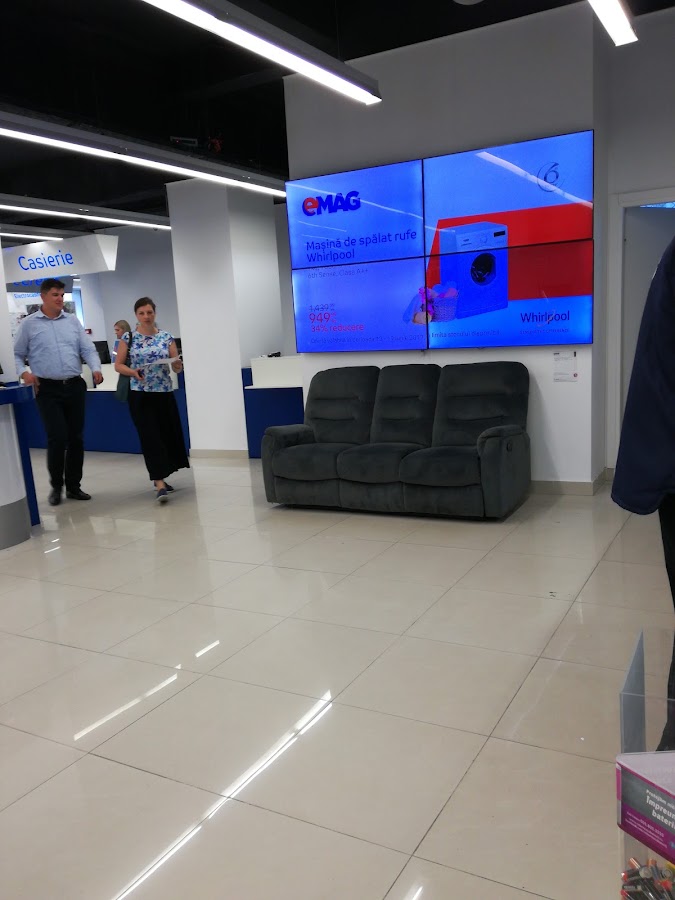 Foto di Showroom eMAG Constanta
