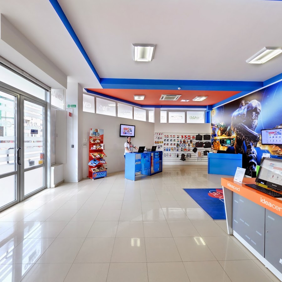 Foto di Showroom eMAG Constanta