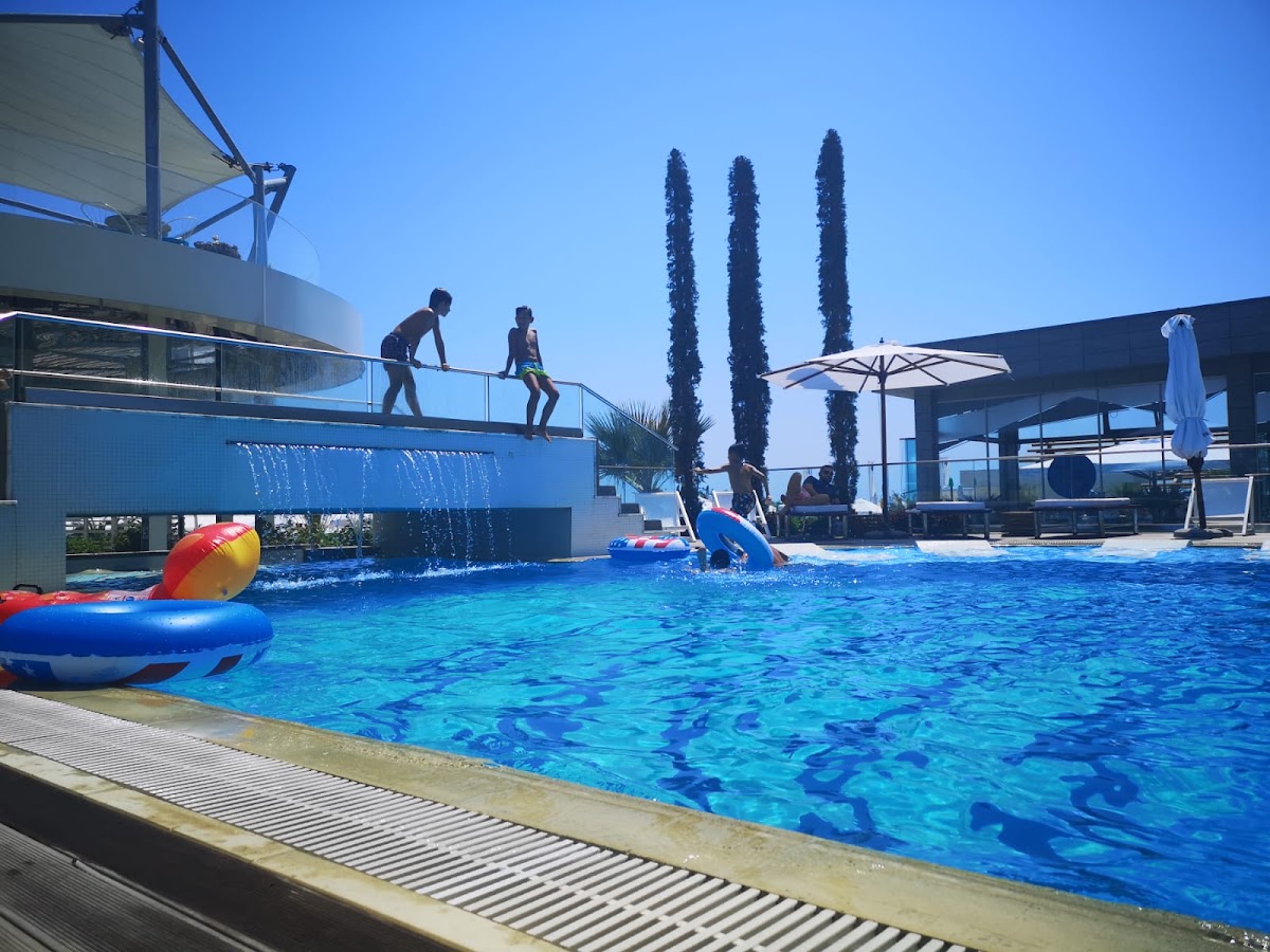 Photo de White Tower Mamaia