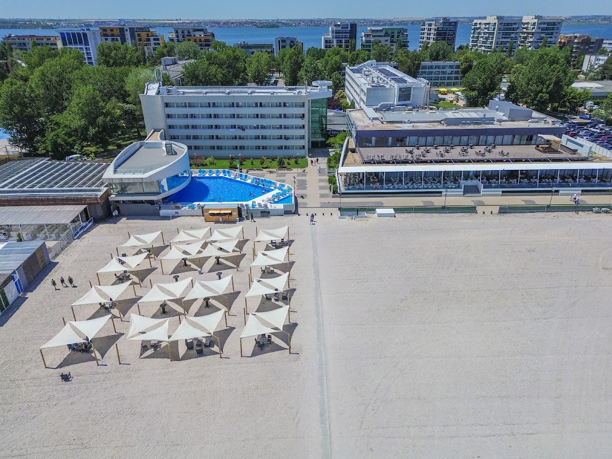 Photo of Zenith - Conference & Spa Hotel