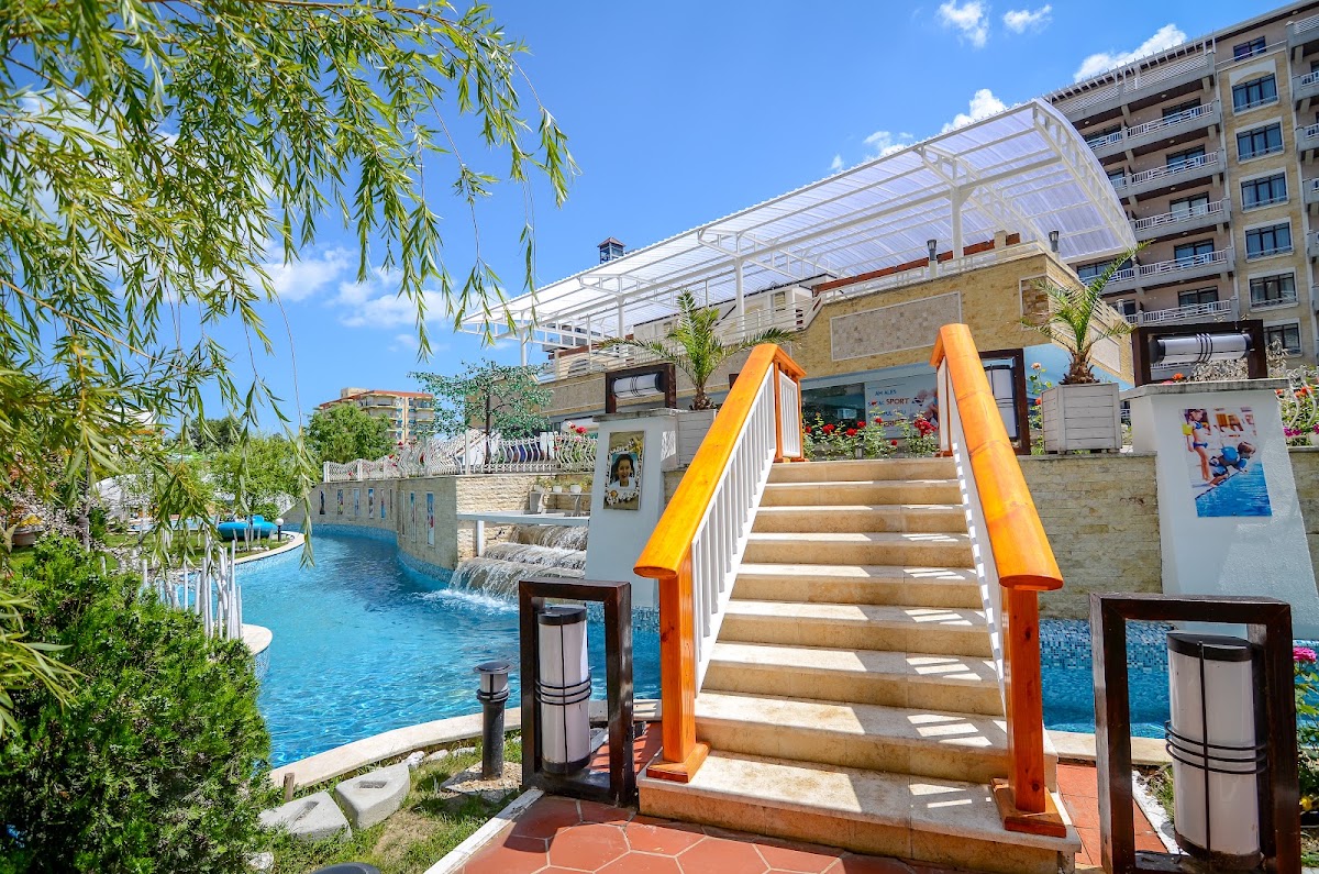 Photo of Phoenicia Holiday Resort