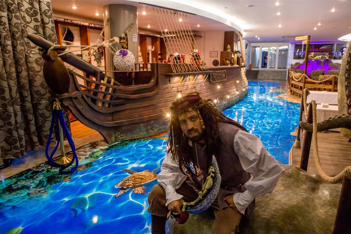 Photo de Pirates Resort (Bicaz)