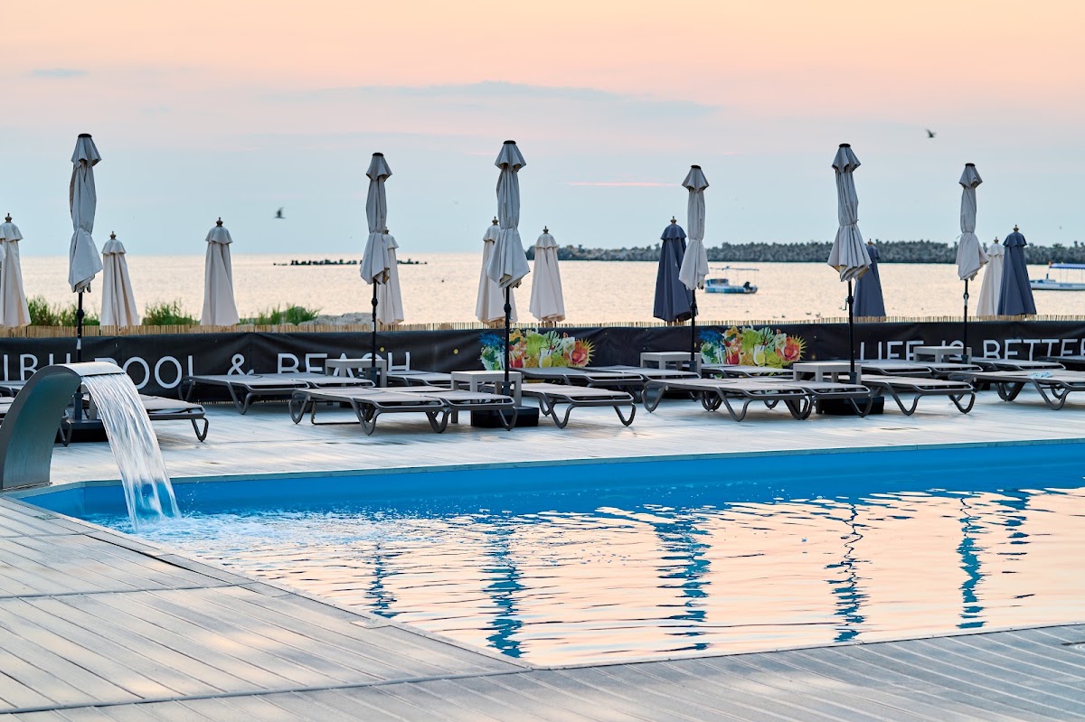 Photo of Hotel Malibu Mamaia