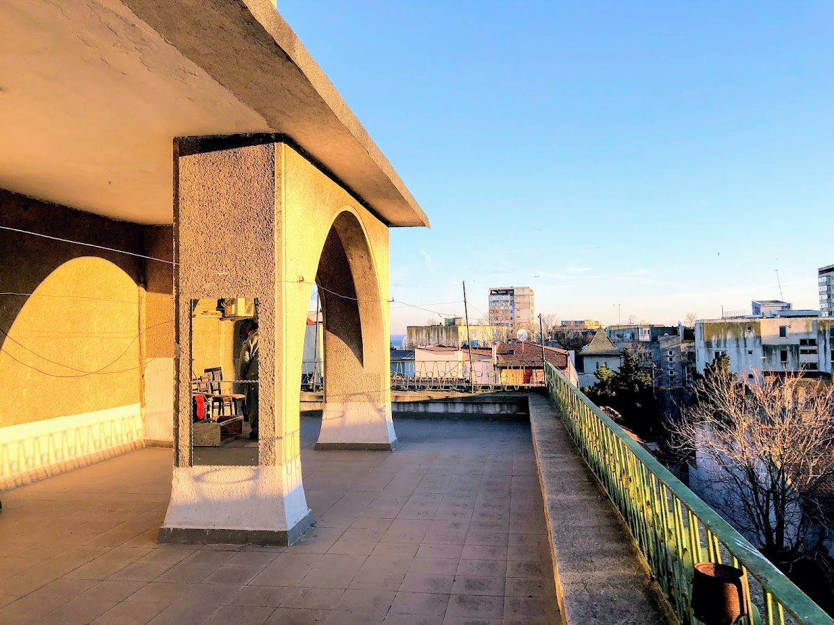 Solis C | Lux Rooftop Studio w. Panoramic Terrace