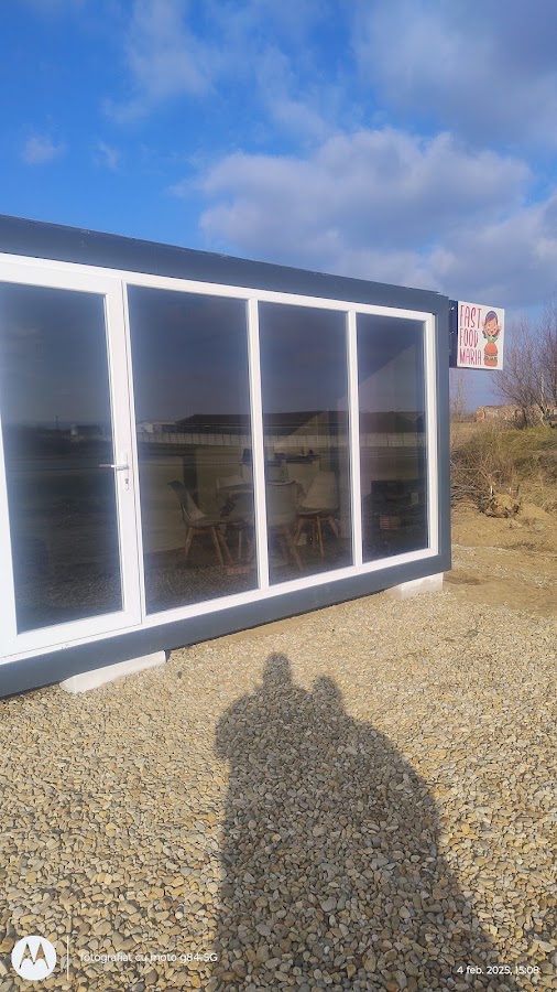 Cover photo of Fast-food E60 km16