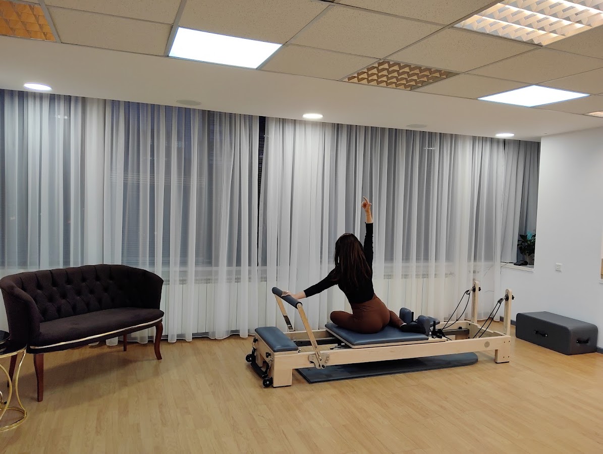 40’s Pilates Studio