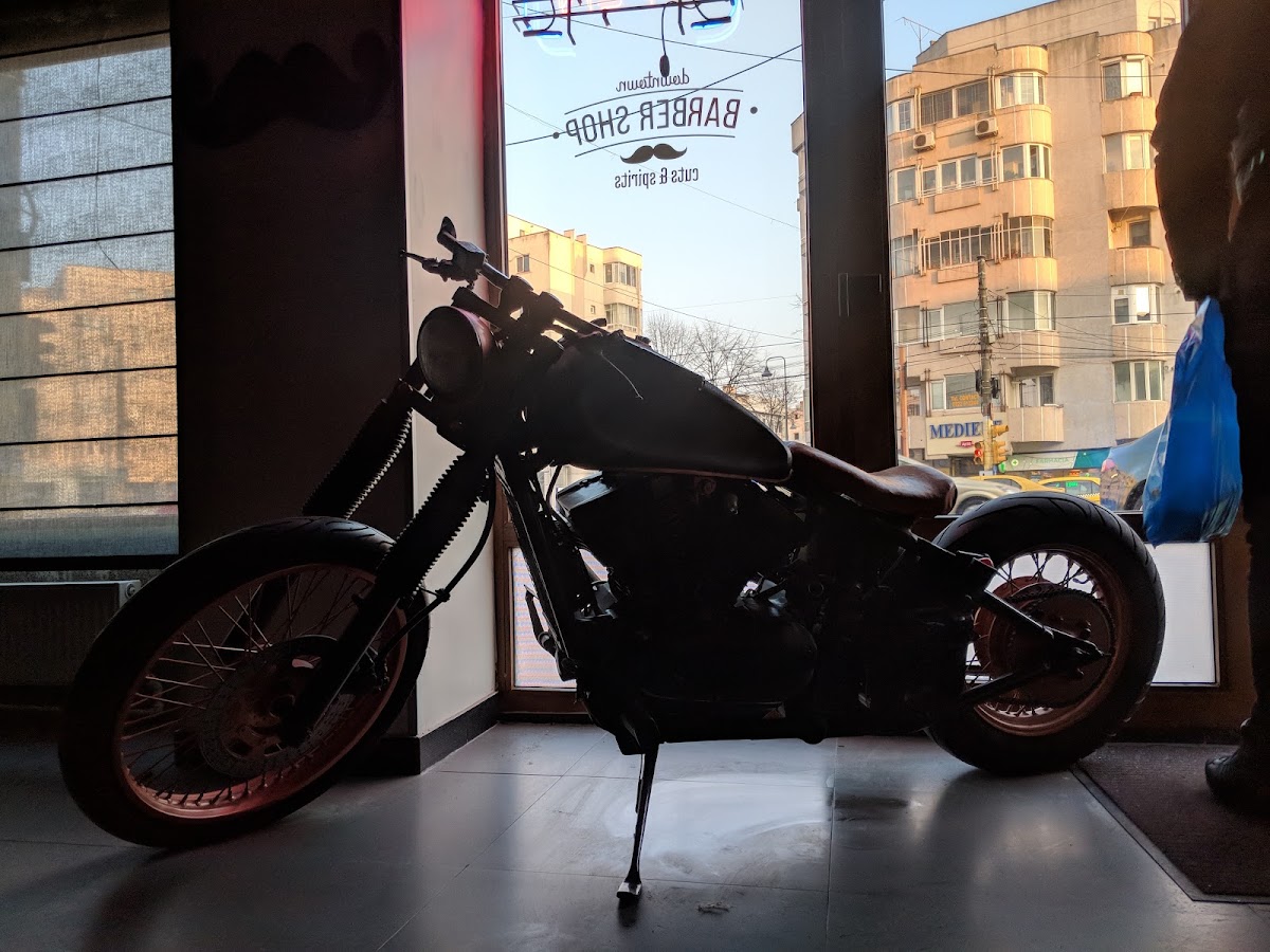 Photo de Downtown Barber Shop
