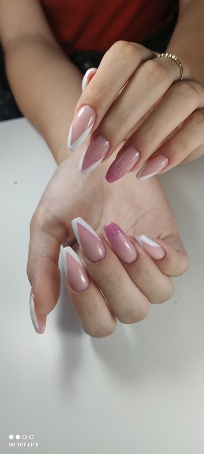 Foto di Unghie con gel ADYA NAILS