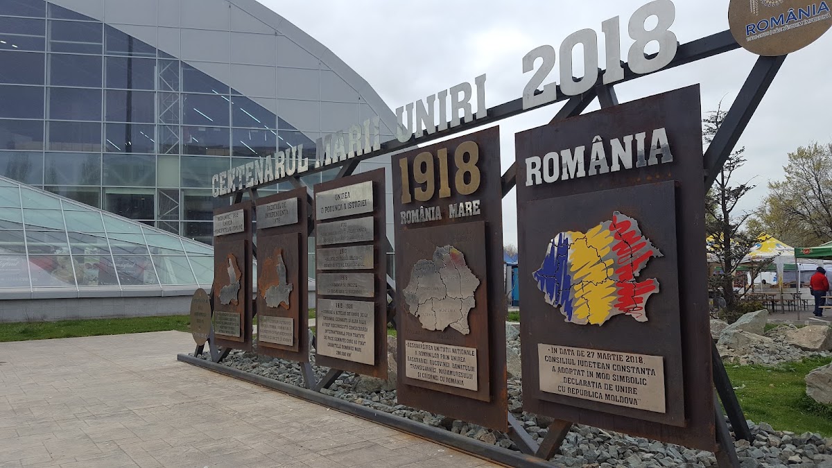 Foto di Pavilionul Expoziţional