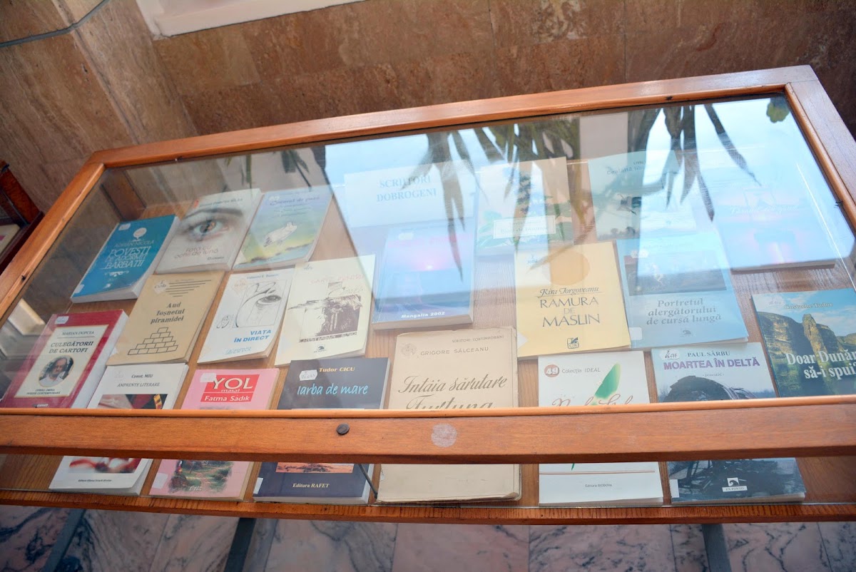 Foto di Biblioteca Județeană „Ioan N. Roman” Constanța