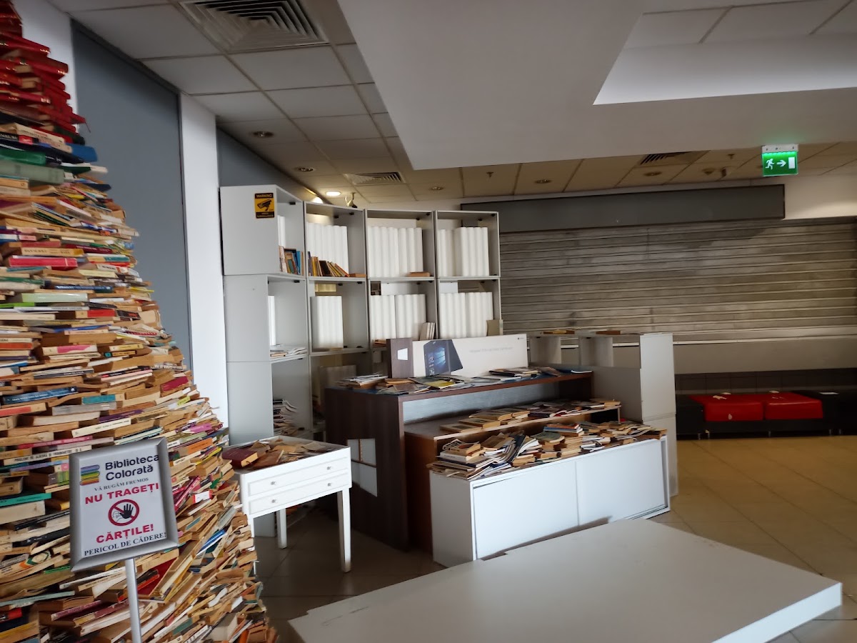 Photo of Biblioteca Colorată