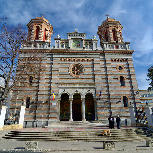 Photo of Catedrala Arhiepiscopală „Sfinții Apostoli Petru și Pavel”