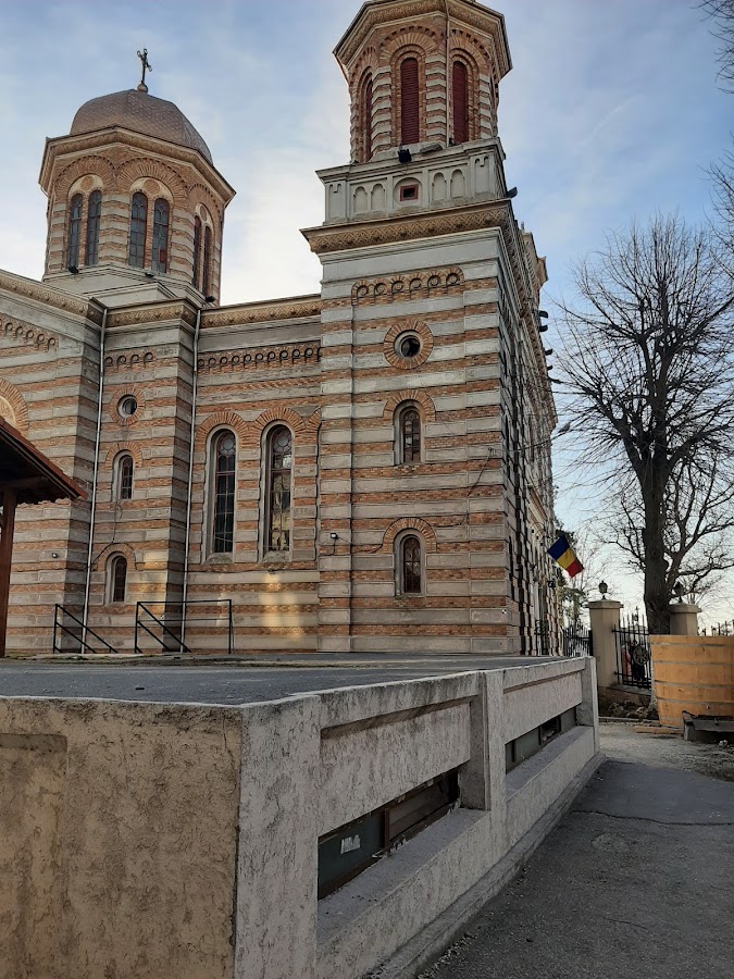 Foto von Palatul Arhiepiscopiei Tomisului