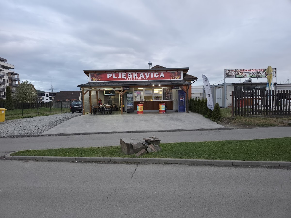 Foto di Plescavita Bistrita
