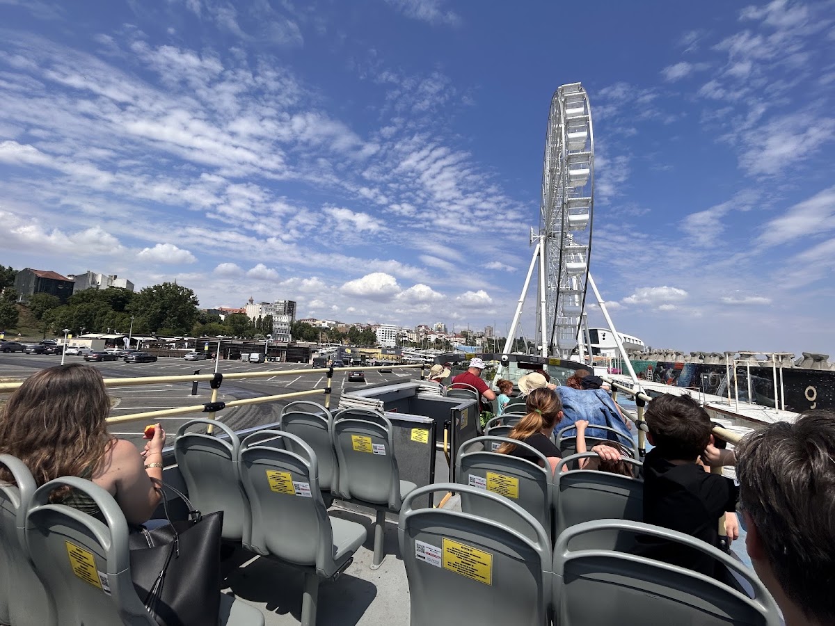 Foto des Constanța Stadtrundfahrt-Busses