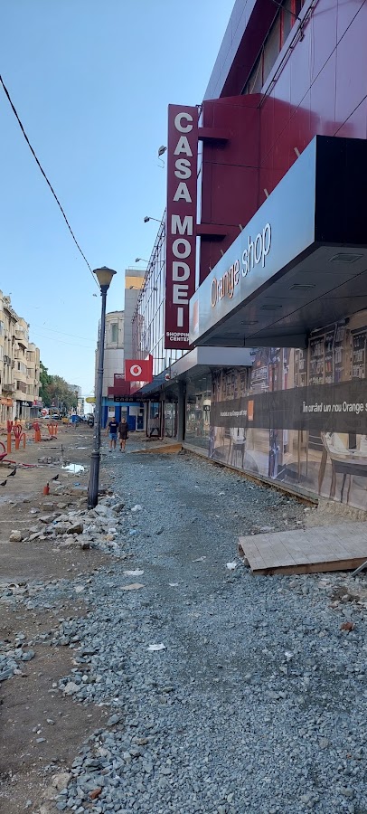 Foto von CASA MODEI Shopping Center