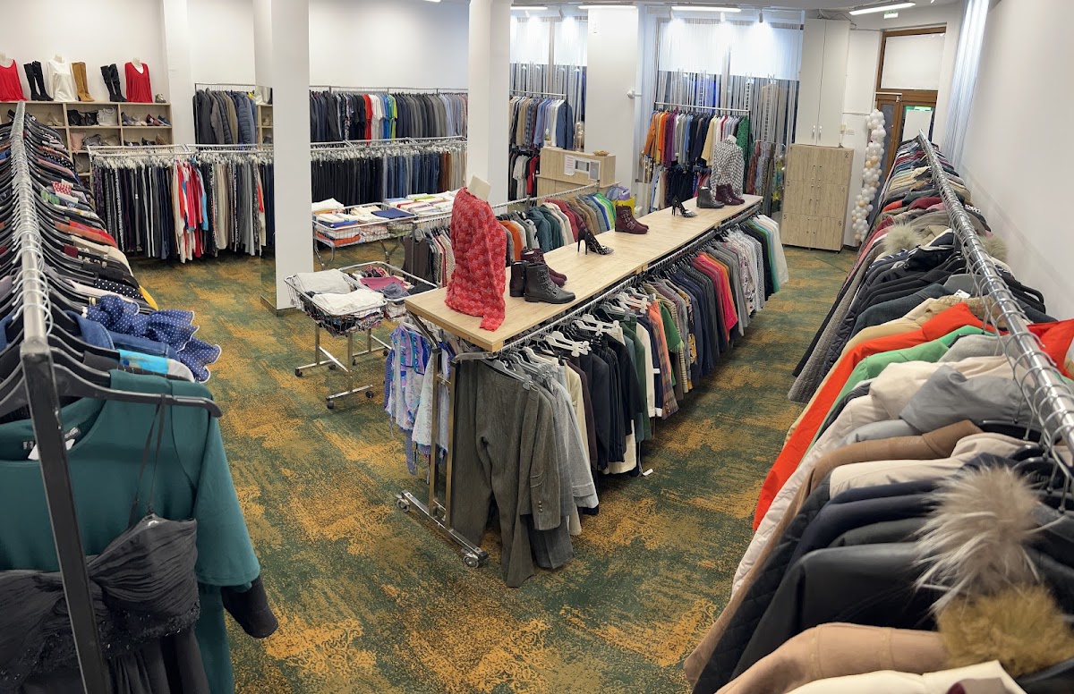 Foto von Lara Fashion Outlet