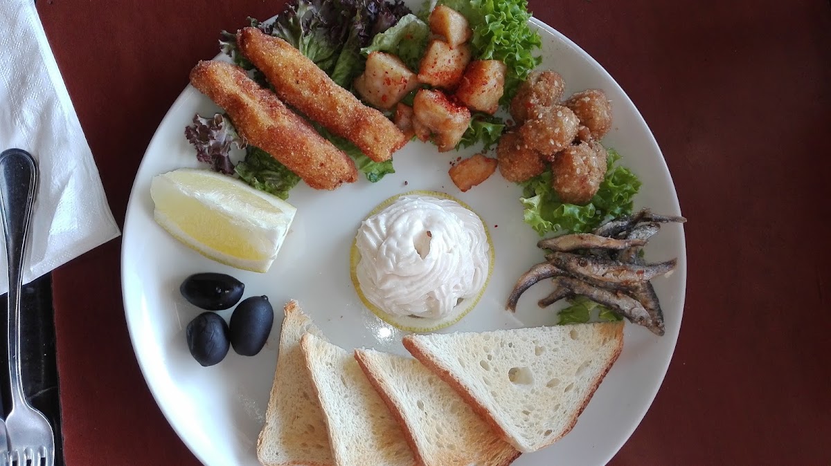 Foto von Taverna