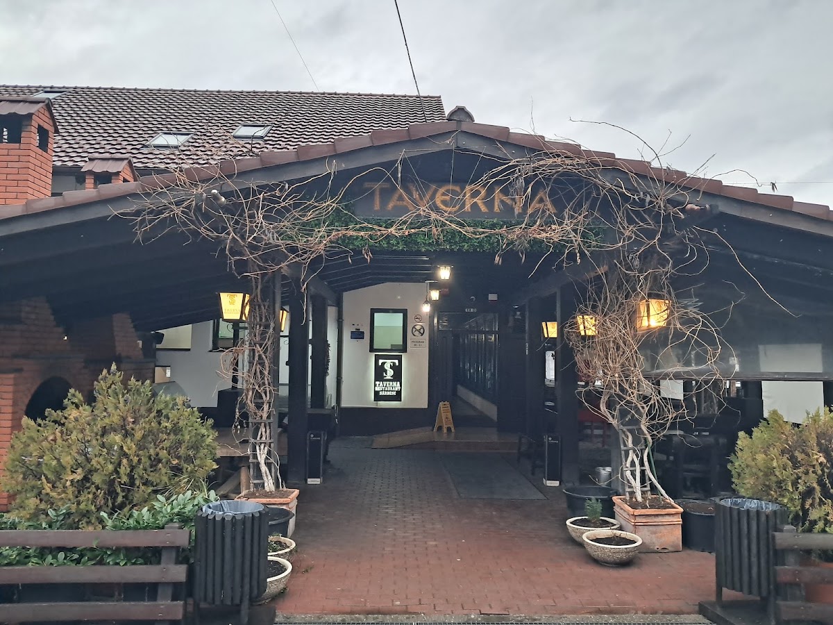 Foto von Taverna