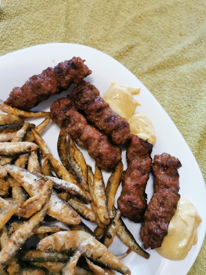 Fotografie de Restaurant Gardu Rosu
