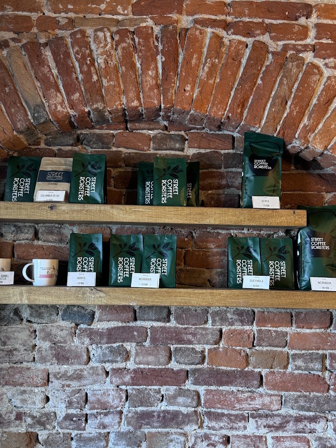 Foto von Street Coffee Roasters (Biserica cu Lună)