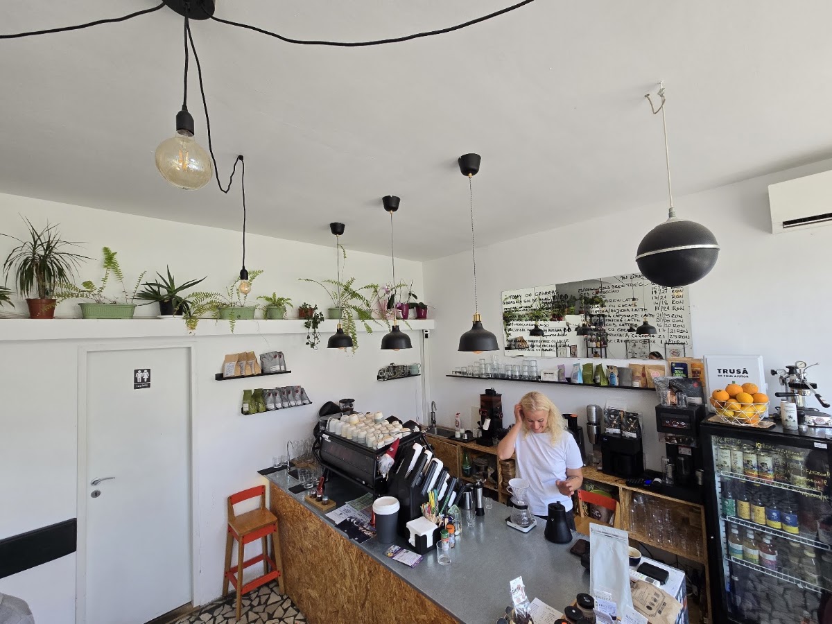 Foto von MINIMAL Specialty Coffee Shop