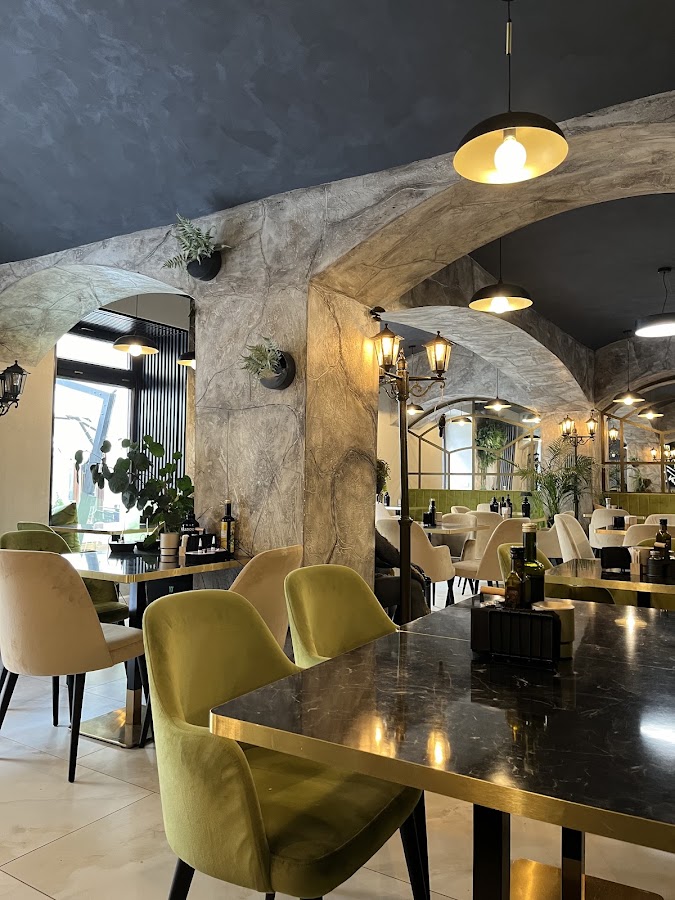 Photo of UpTown Kitchen&Lounge