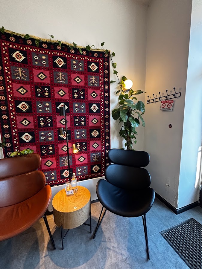 Photo of EMIGRANT Specialty Coffee – Karmelicka