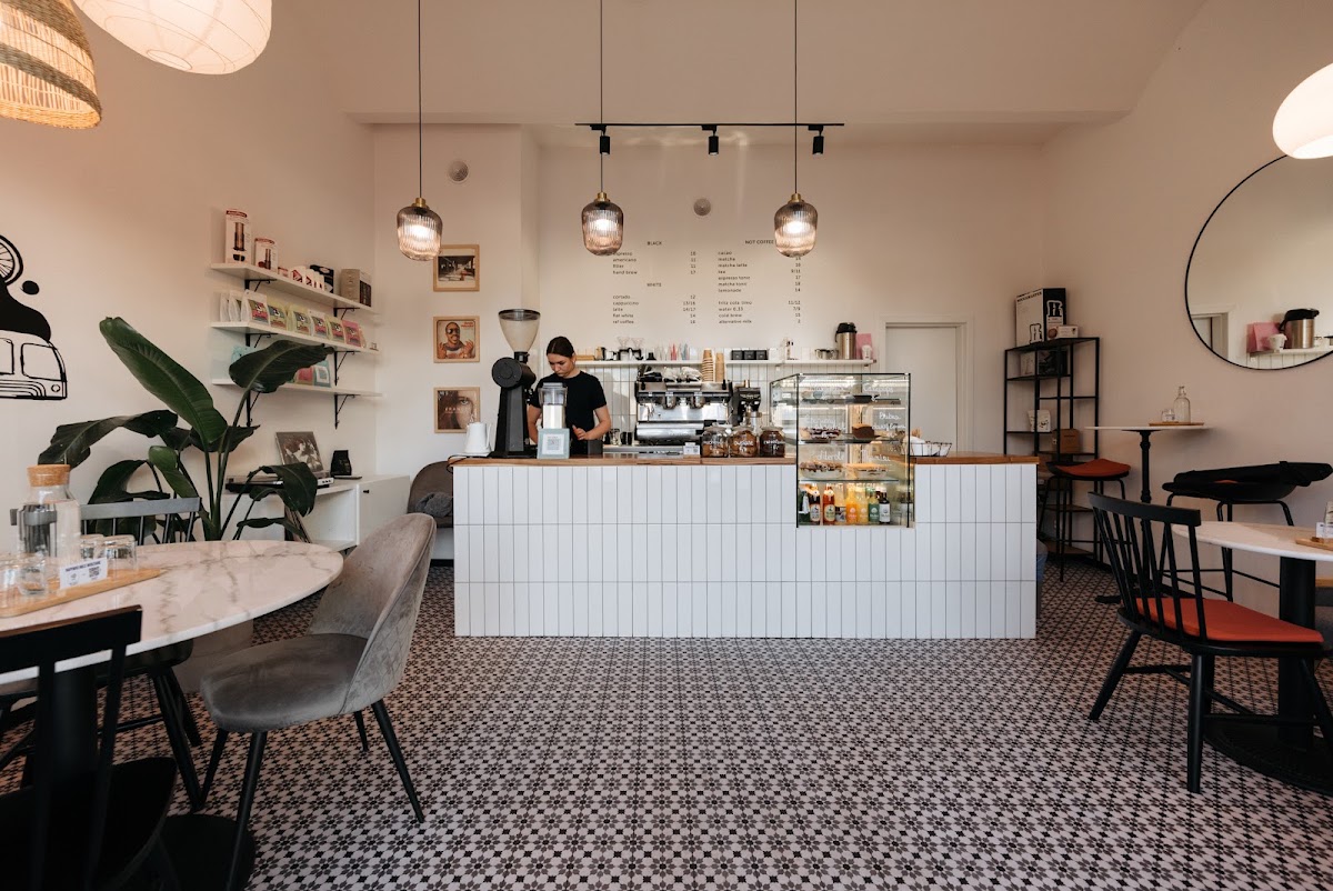 Fotografie a EMIGRANT Cafea de Specialitate – Kalwaryjska