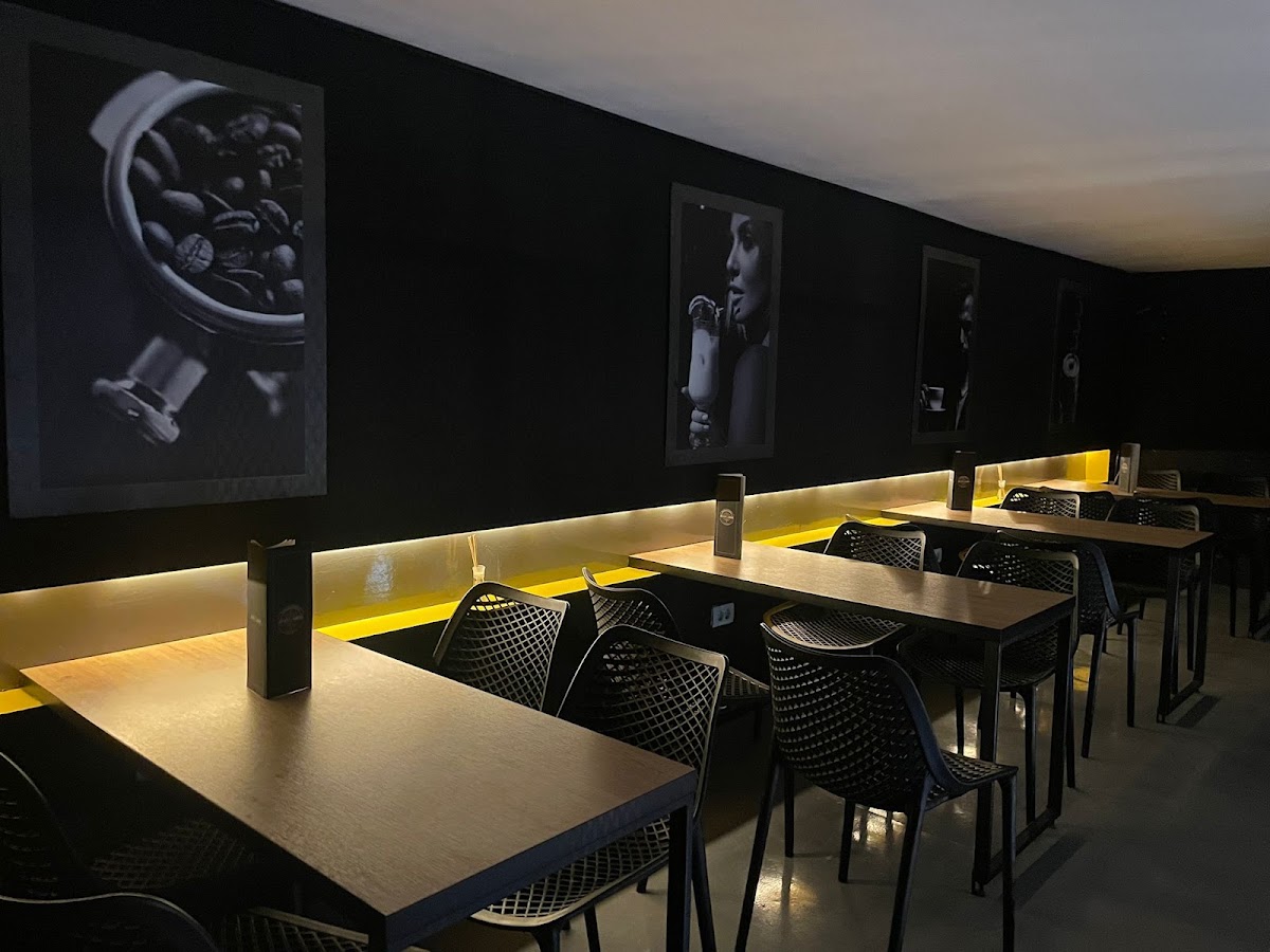 Photo de Avangarde - Wine & Coffee