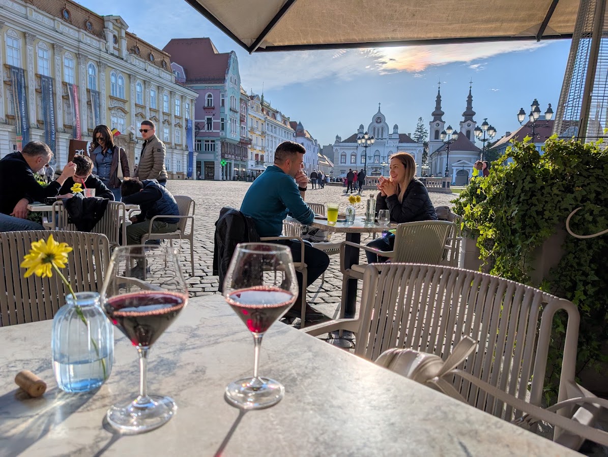 Fotografie de M Bistro