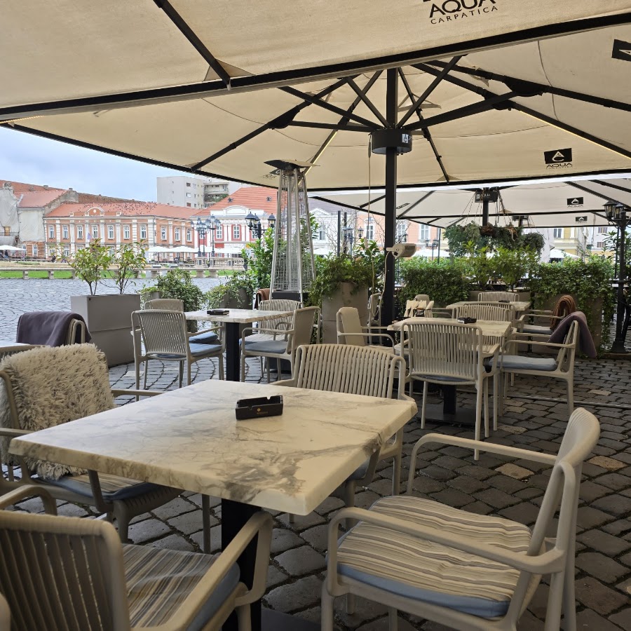 Fotografie de M Bistro