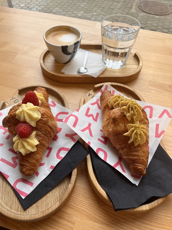 Fotografie de YUME Coffee VictorBabes
