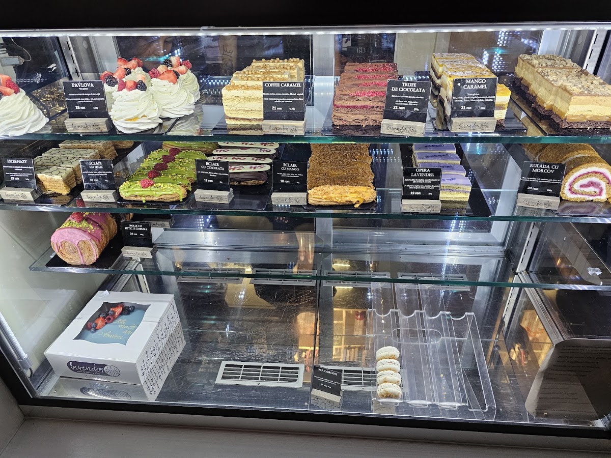 Photo de Lavender Cafe & Wine Bar