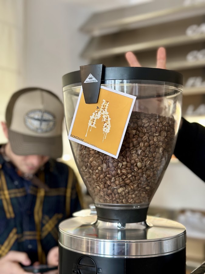 Foto von NOMONYM Coffee Roastery