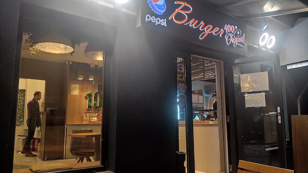 Fotografie de Burger 100% Original