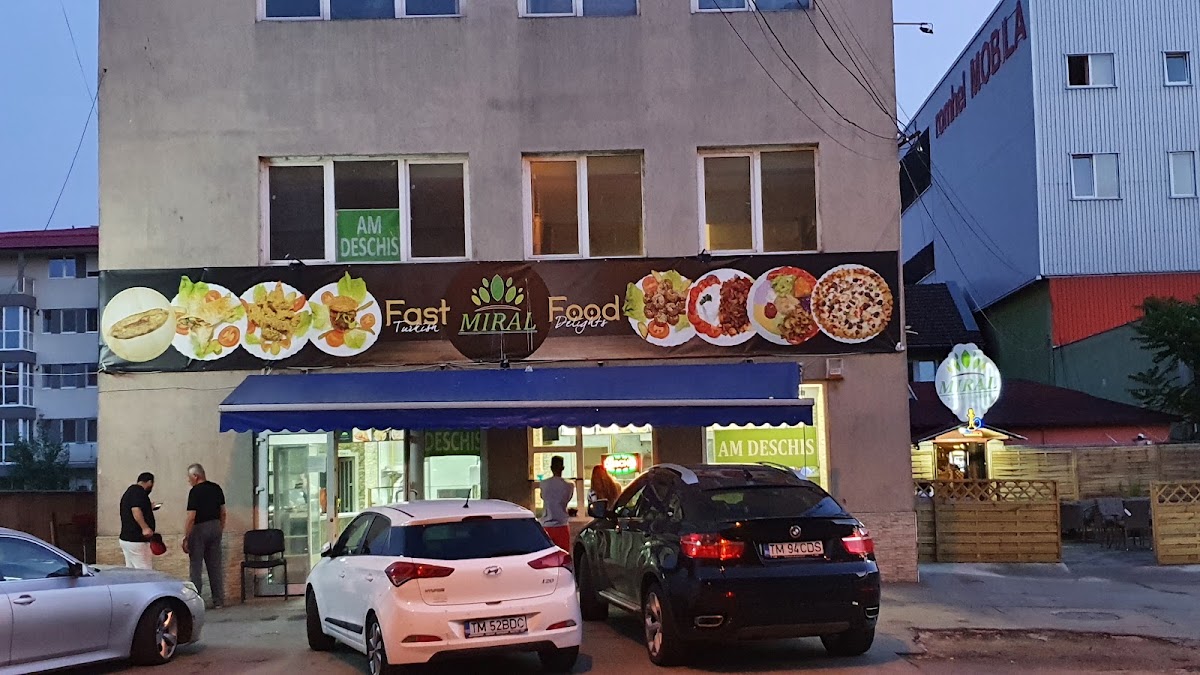 Fotografie cu Miral