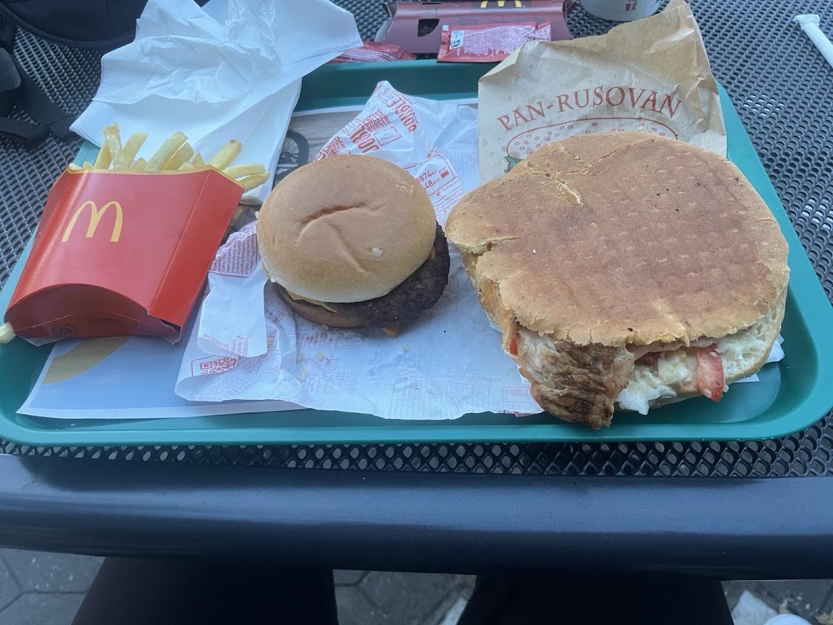 Foto von Grill Plescavița
