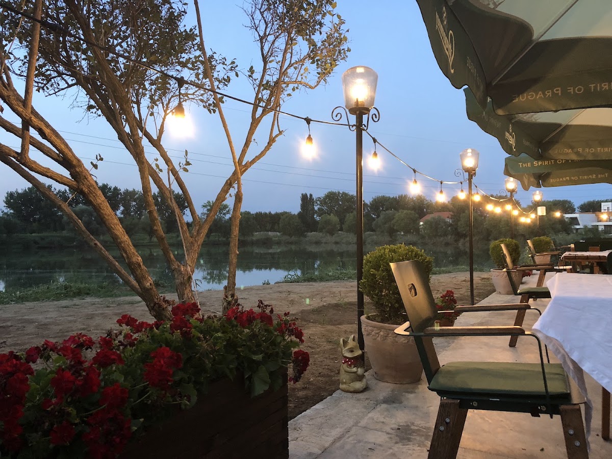Photo of Restaurant Lake House