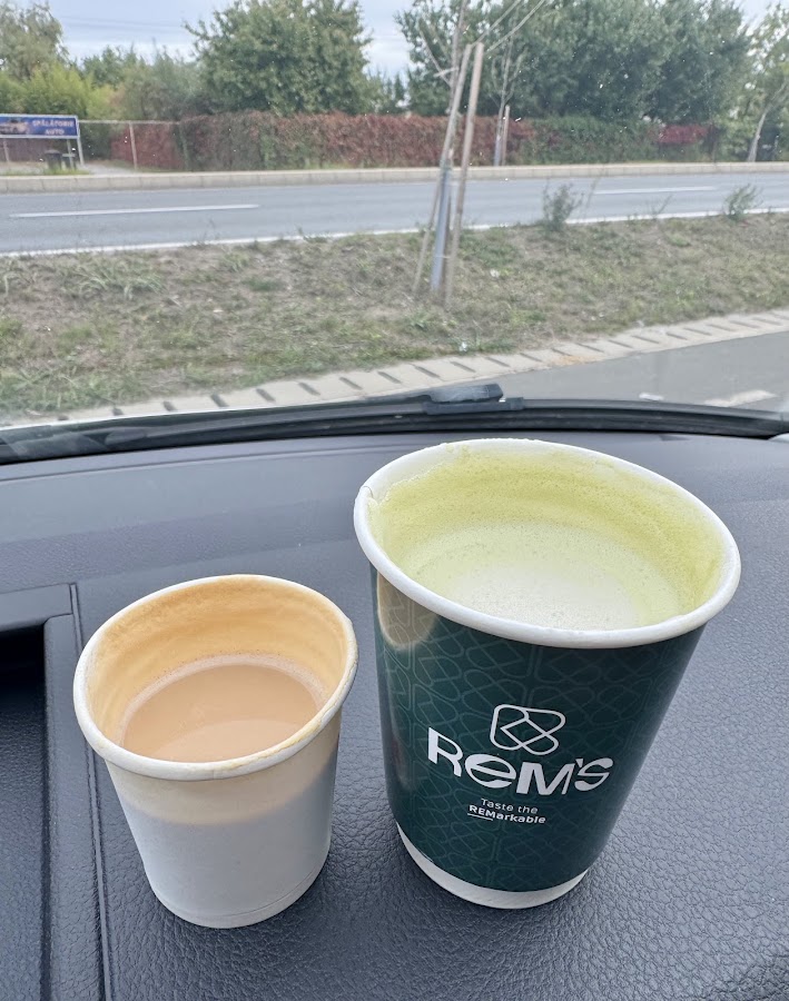 Fotografie de REM’S COFFEE
