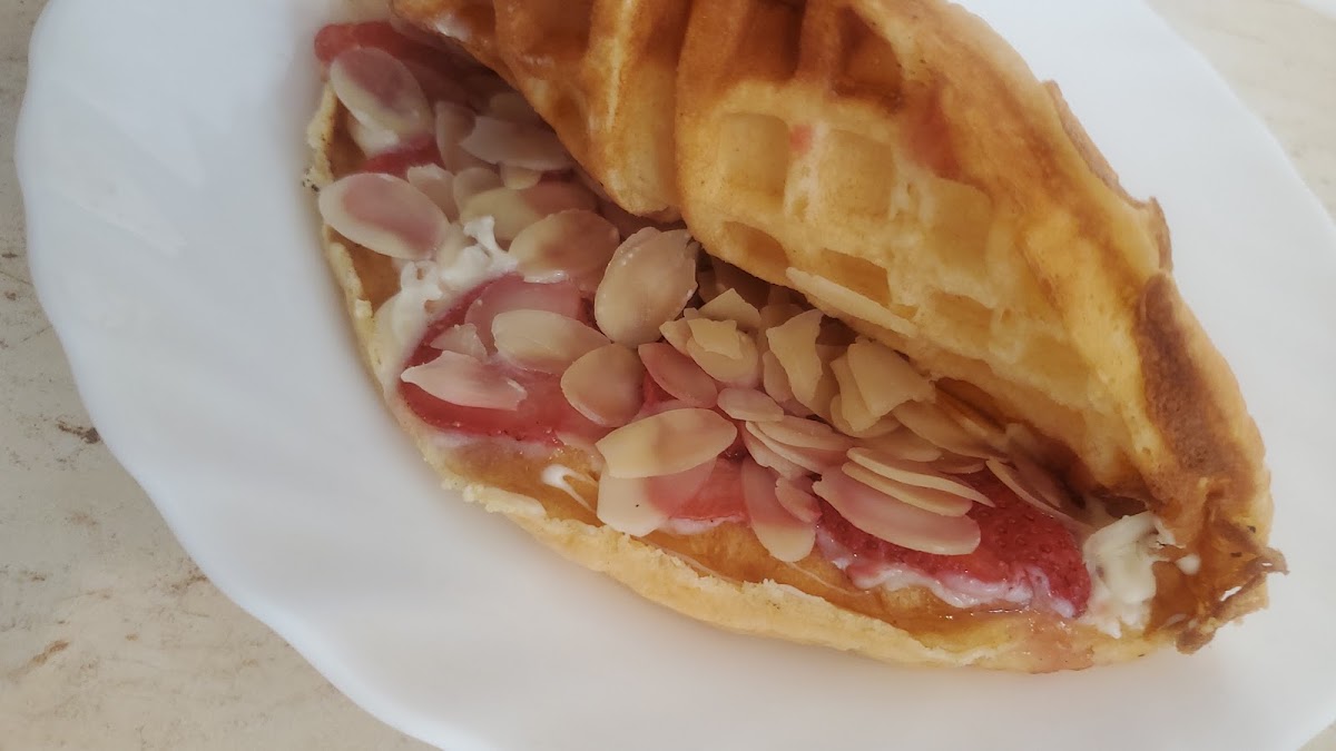 Photo of Famous Waffles (Mega Mall)
