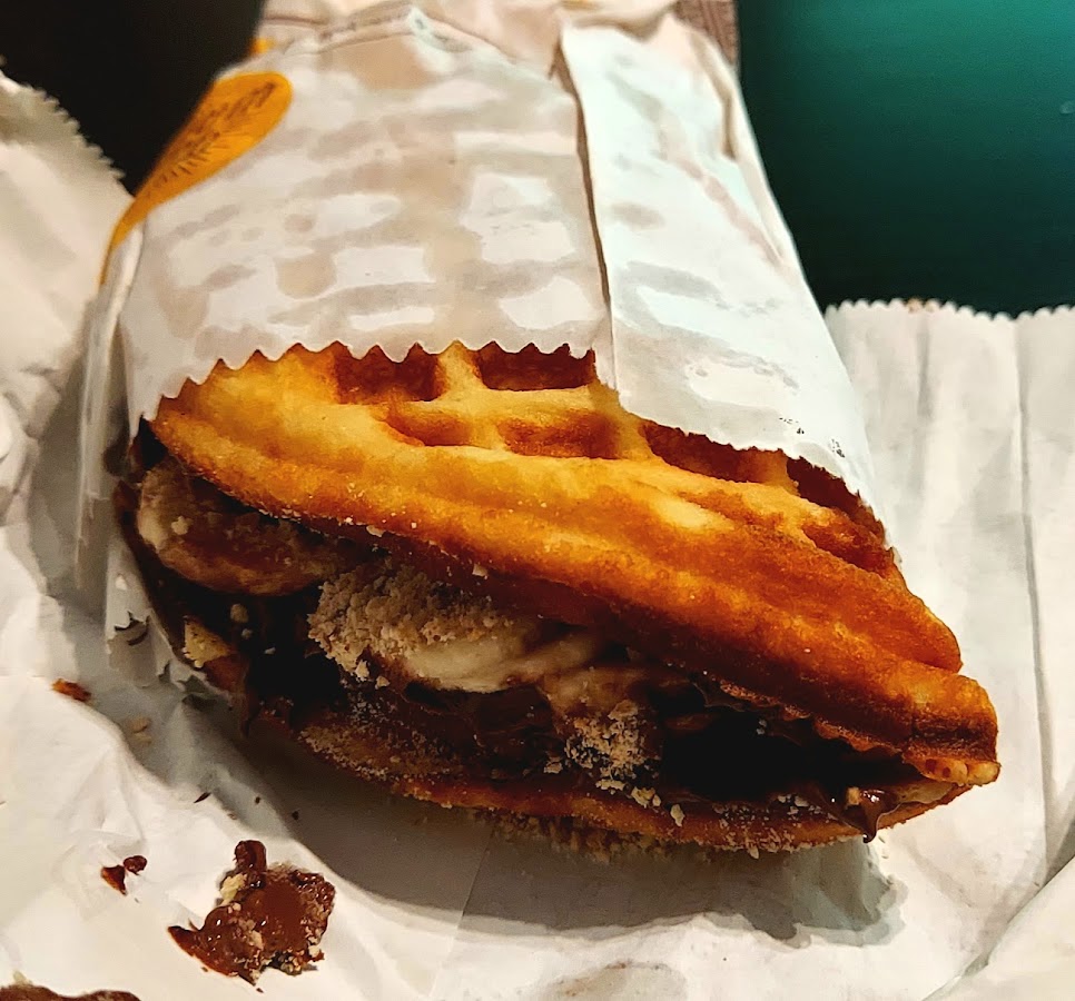 Foto di Famous Waffles (Auchan Drumul Taberei)