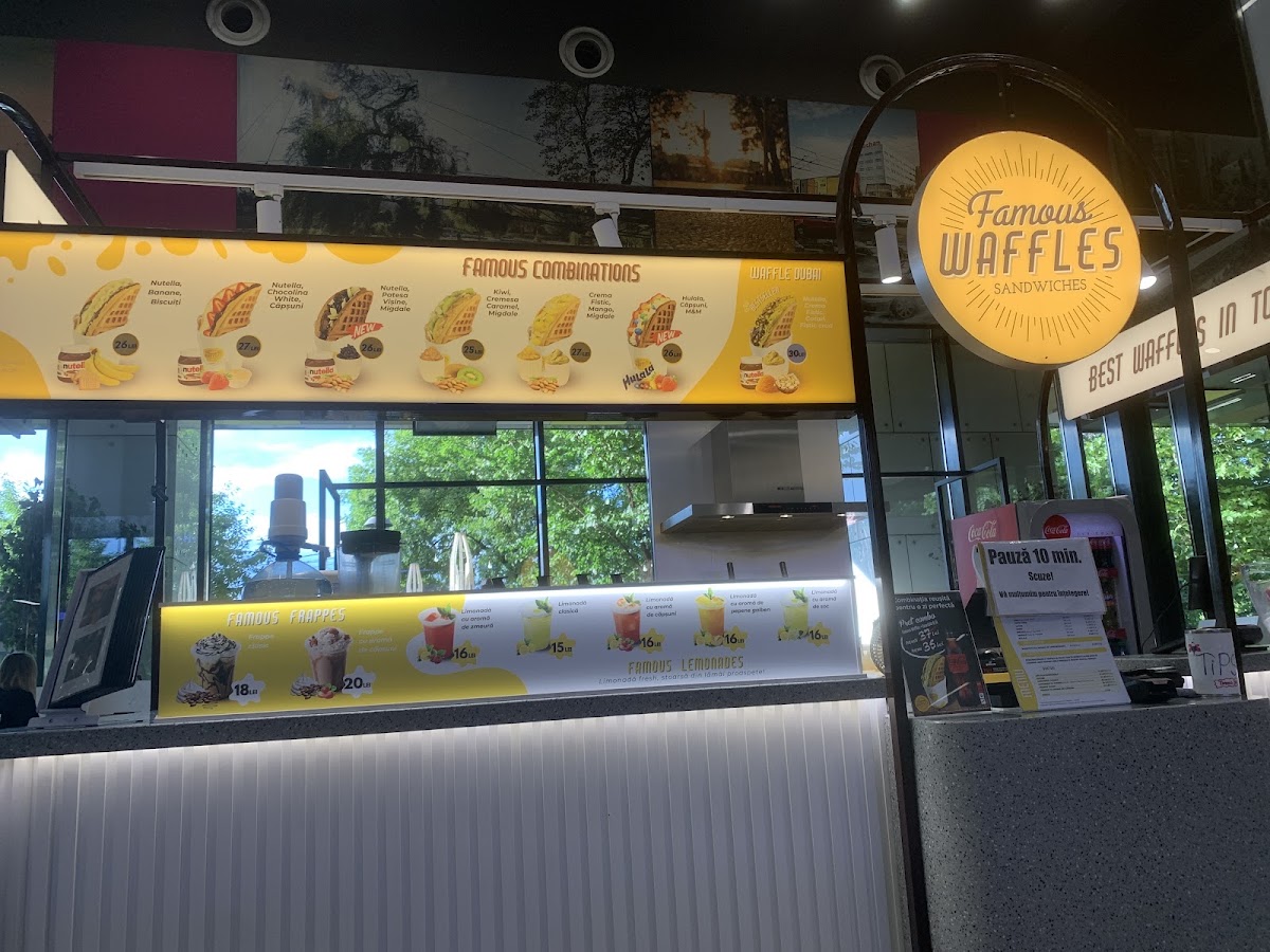 Foto di Famous Waffles (Auchan Drumul Taberei)