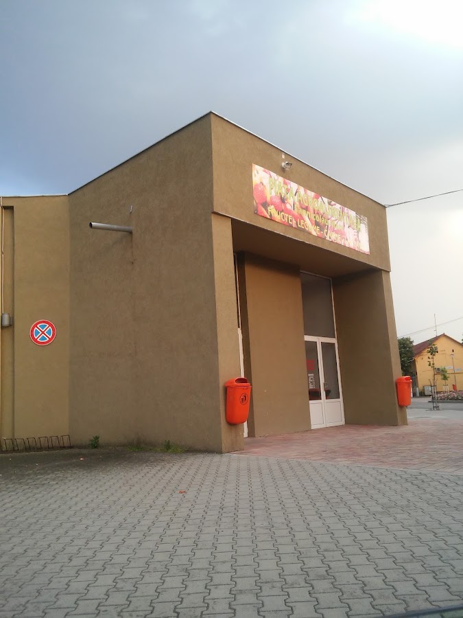 Foto von Piaţa Sânnicolau Mare